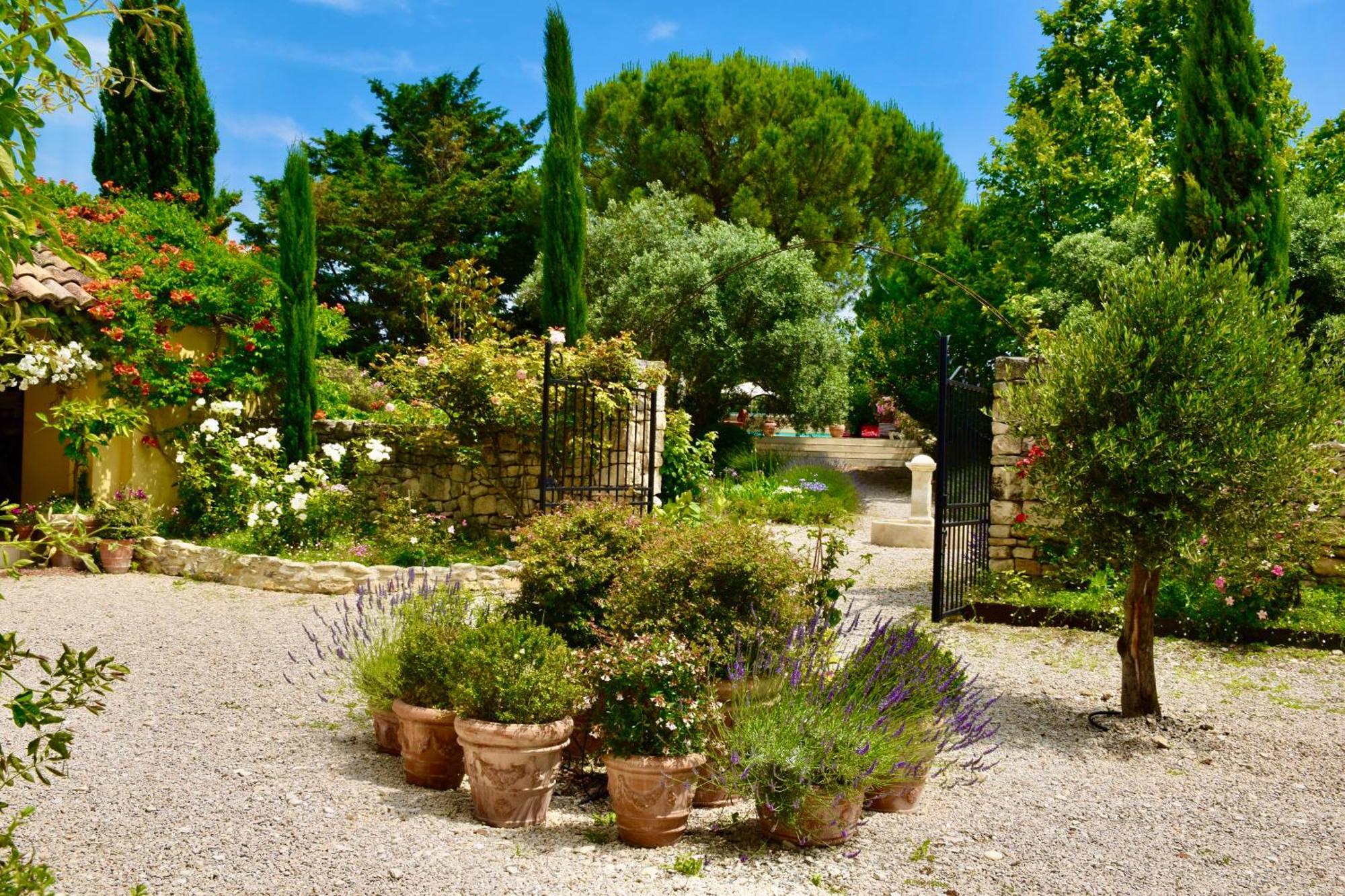 Bastide Saint-Didier Bed & Breakfast Saint Didier  Exterior photo