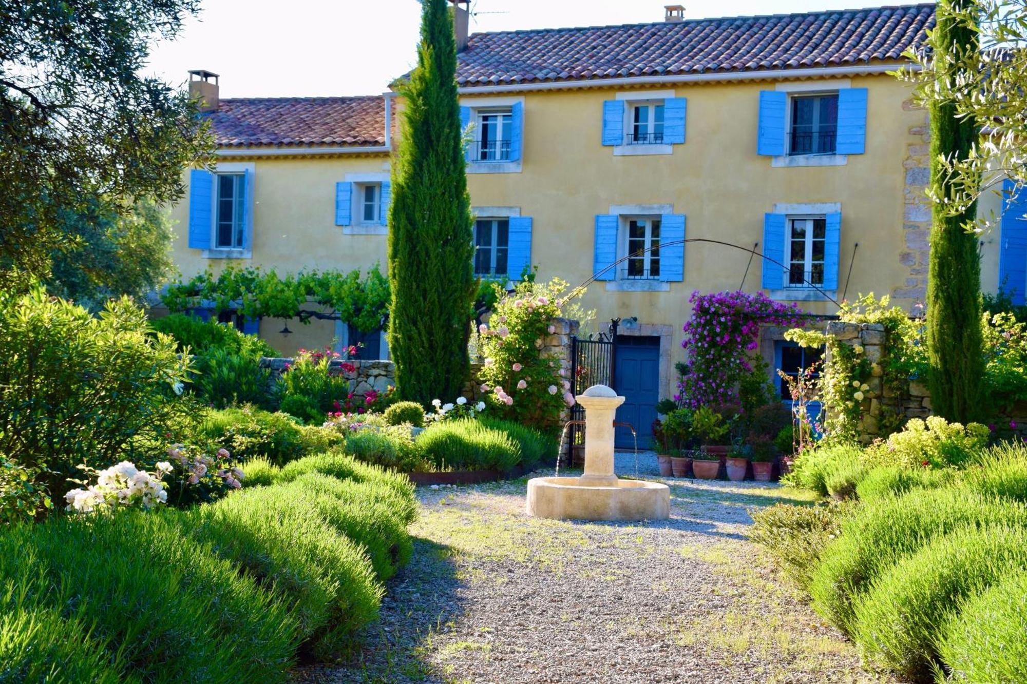 Bastide Saint-Didier Bed & Breakfast Saint Didier  Exterior photo